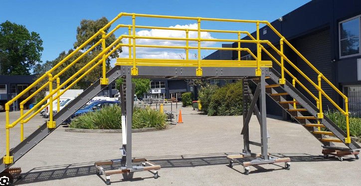 Système de balustrade de la largeur FRP de la résistance aux intempéries 36cm pour utiliser pleinement votre espace