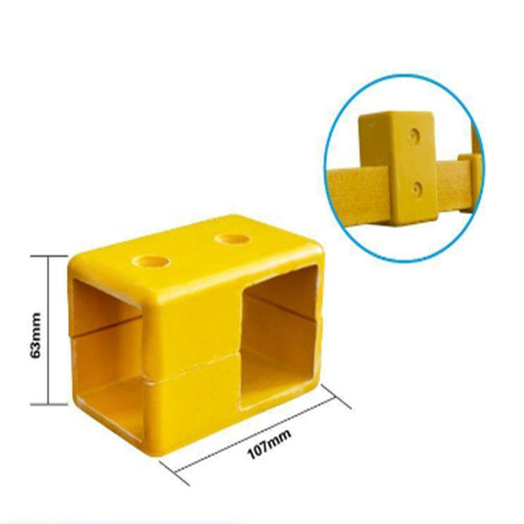 Accès à des connecteurs en FRP pour tubes carrés, raccords en tubes carrés en FRP