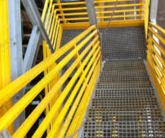 Grille en FRP vert pour l'utilisation de la plateforme ou du trottoir et taille et couleur personnalisées