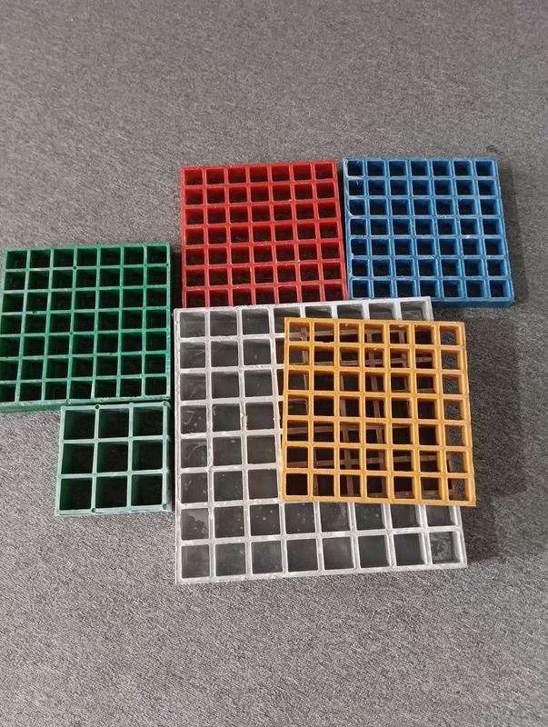 Grille en FRP multifonctionnelle de taille et de couleur personnalisées